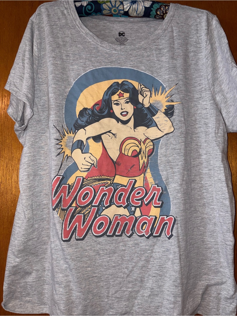 DC Wonder Woman Short Sleeve Tee - Gray with Red, Yellow & Blue Graphic